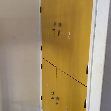 Hostel Iguana Λάγος